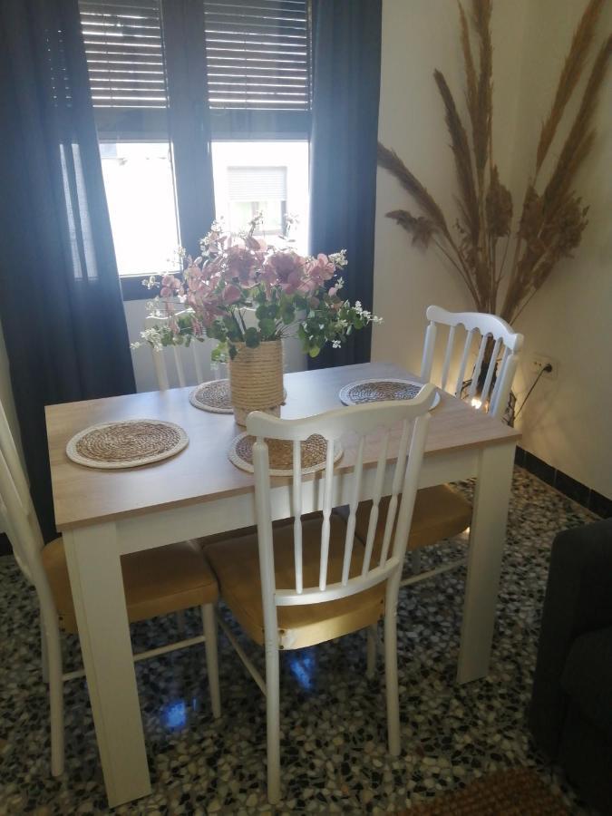 Apartamentos Fernando III El Santo Baeza Exterior foto